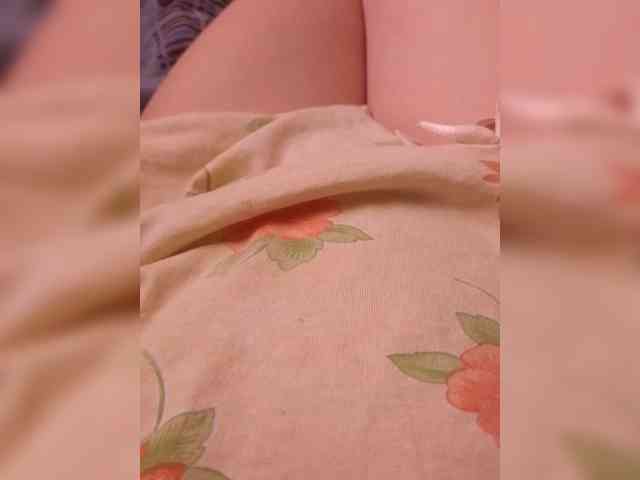 Kira_999 webcam