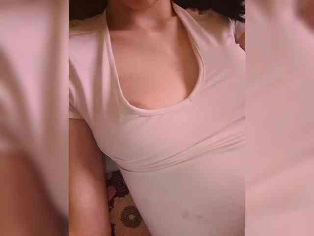 Kira_999 webcam