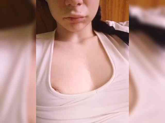 Kira_999 webcam