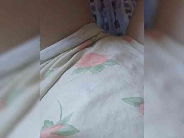 Kira_999 webcam