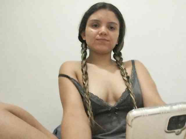 Isabelly08ty webcam
