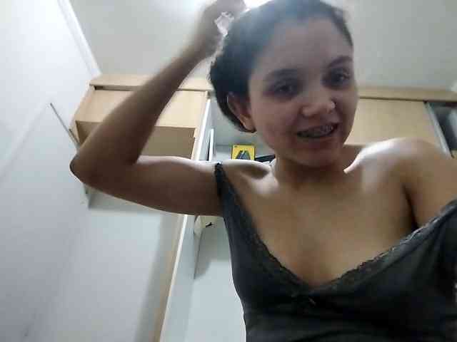 Isabelly08ty webcam