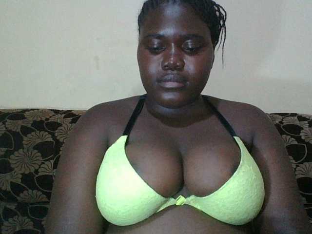 Alyabeiby webcam bongacams model stream image