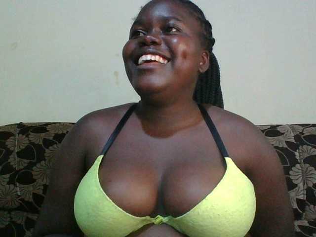 Alyabeiby webcam bongacams model stream image