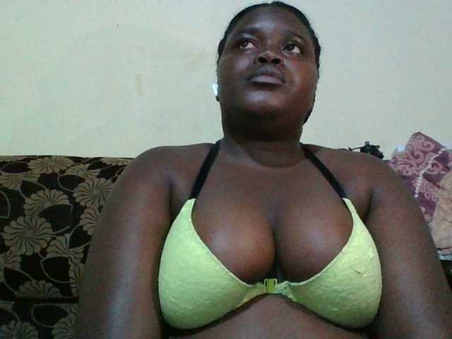 Alyabeiby webcam bongacams model stream image