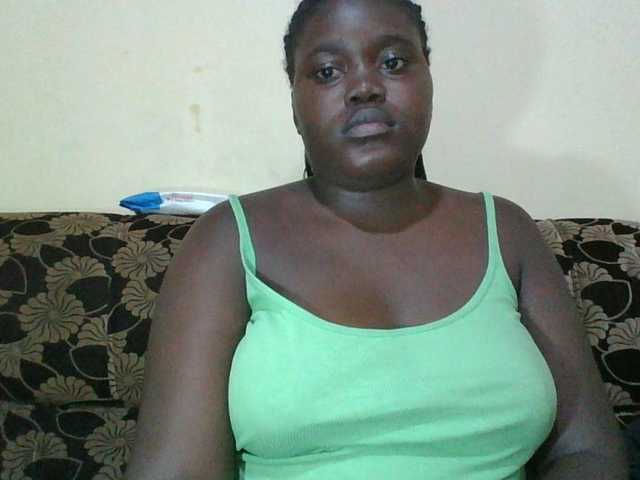 Alyabeiby webcam bongacams model stream image