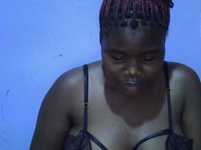 Alyabeiby webcam bongacams model stream image