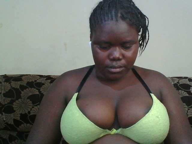 Alyabeiby Live Cam on BongaCams