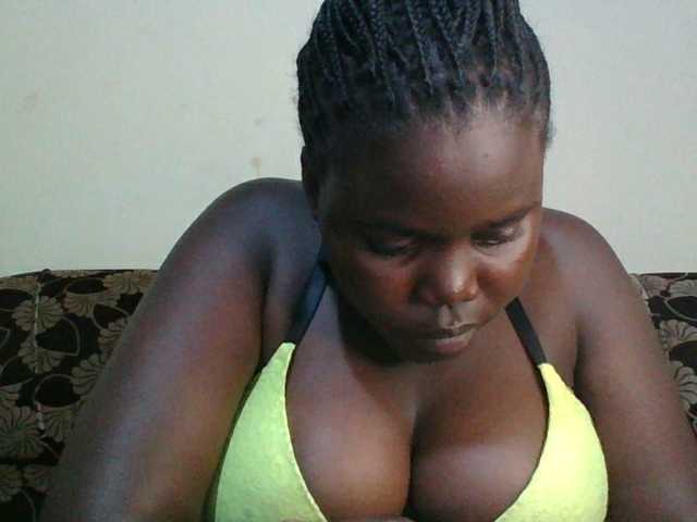 Alyabeiby webcam bongacams model stream image