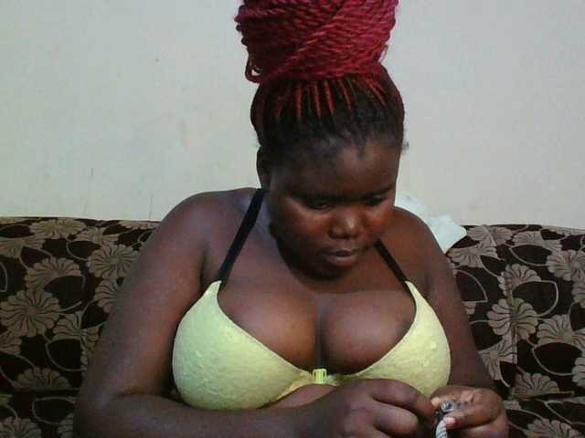 Alyabeiby Live Cam on BongaCams