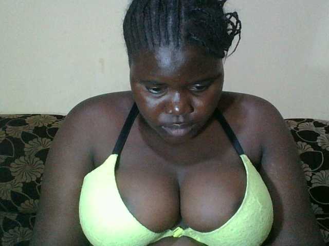 Alyabeiby webcam bongacams model stream image