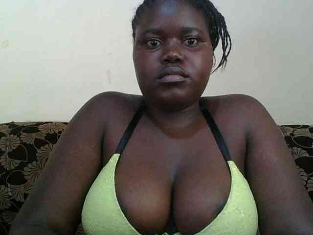 Alyabeiby Live Webcam on BongaCams