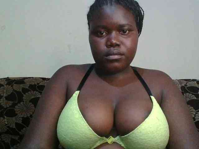 Alyabeiby Live Webcam on BongaCams