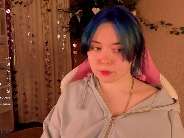 Darsi-Dars's BongaCams show and profile