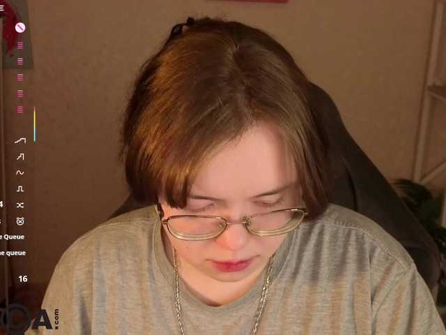 Darsi-Dars's BongaCams show and profile