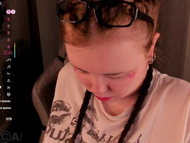 Darsi-Dars's BongaCams show and profile