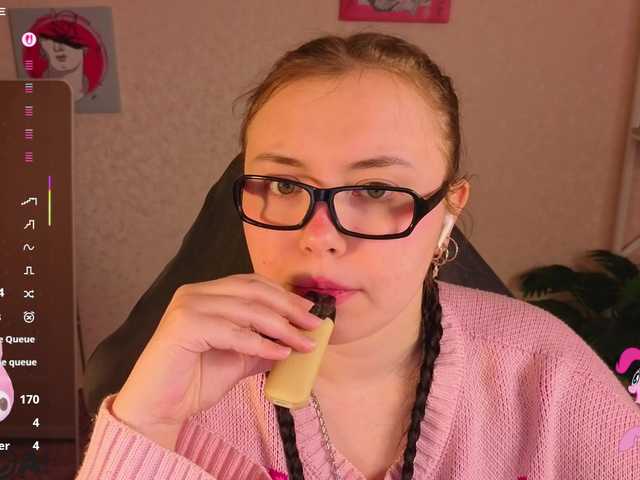 Darsi-Dars's BongaCams show and profile