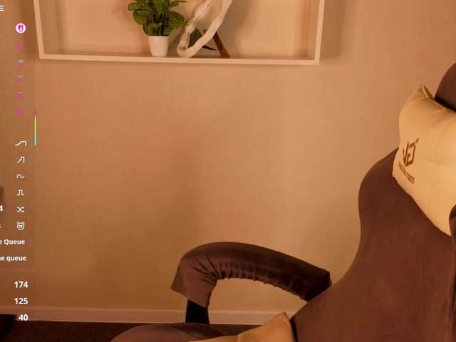 Darsi-Dars's BongaCams show and profile