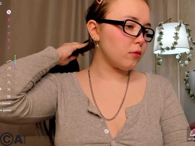 Darsi-Dars's BongaCams show and profile