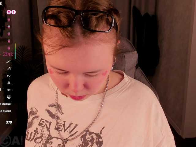 Darsi-Dars's BongaCams show and profile