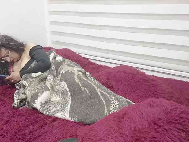 KristellCasalla webcam
