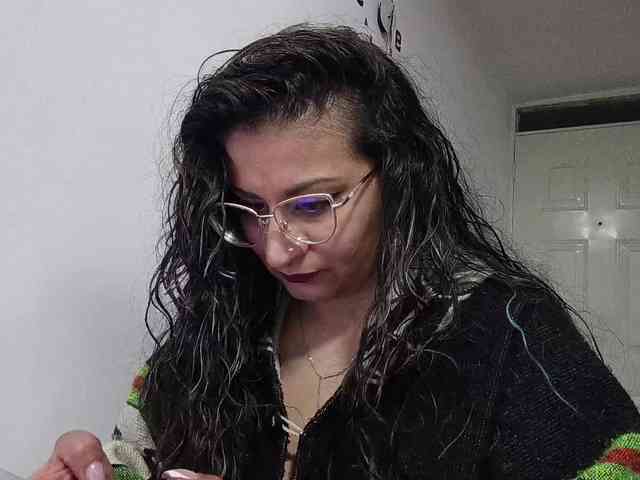 KristellCasalla webcam