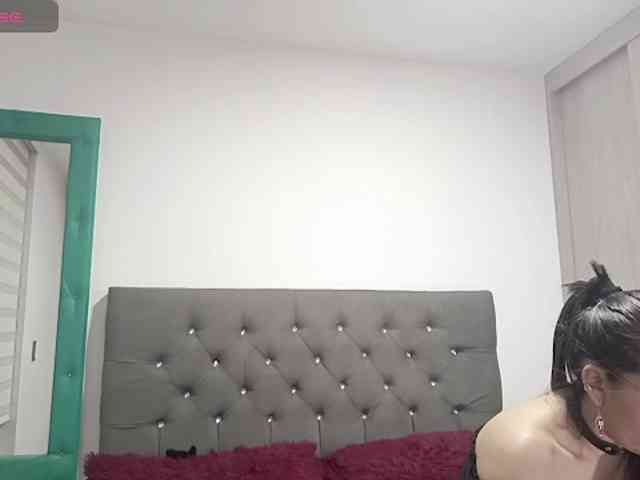 KristellCasalla webcam