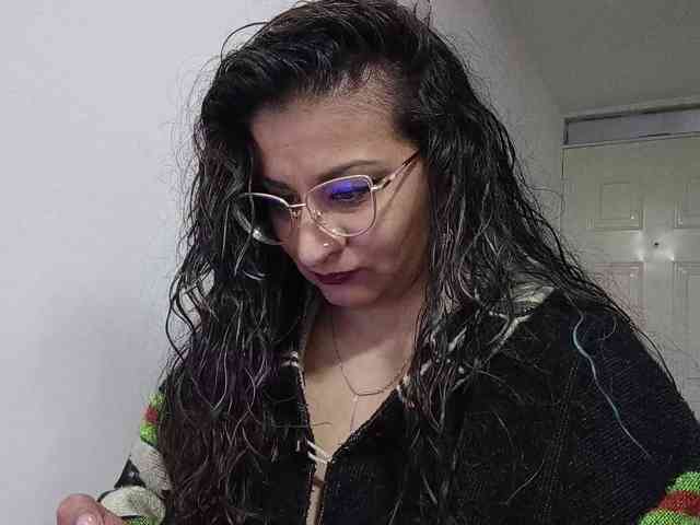 KristellCasalla webcam