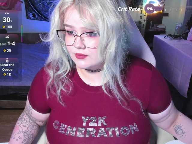 -CandyM1lky-'s BongaCams show and profile