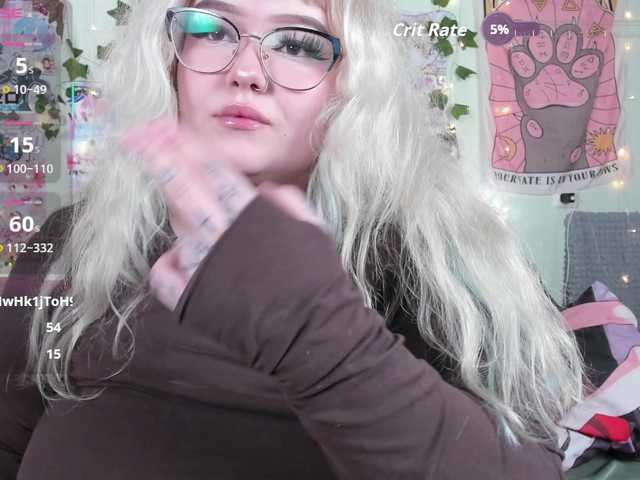 -CandyM1lky-'s BongaCams show and profile