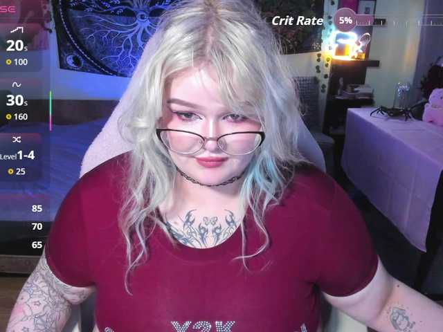 -CandyM1lky-'s BongaCams show and profile