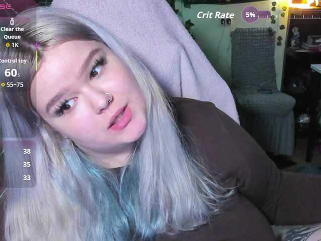 -CandyM1lky-'s BongaCams show and profile