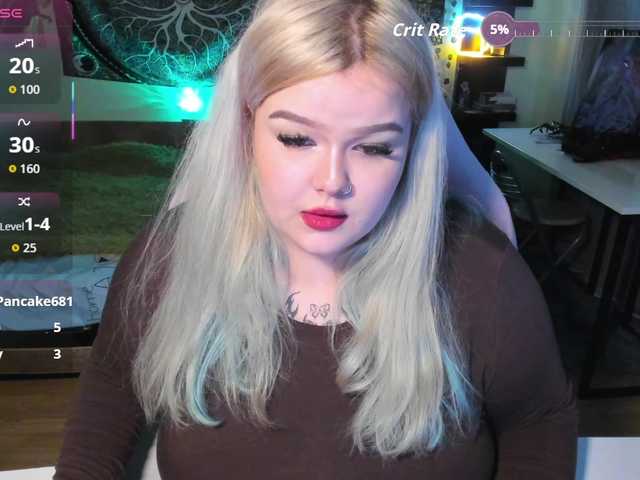 -CandyM1lky-'s BongaCams show and profile