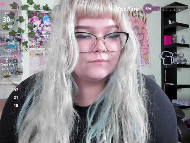 -CandyM1lky-'s BongaCams show and profile