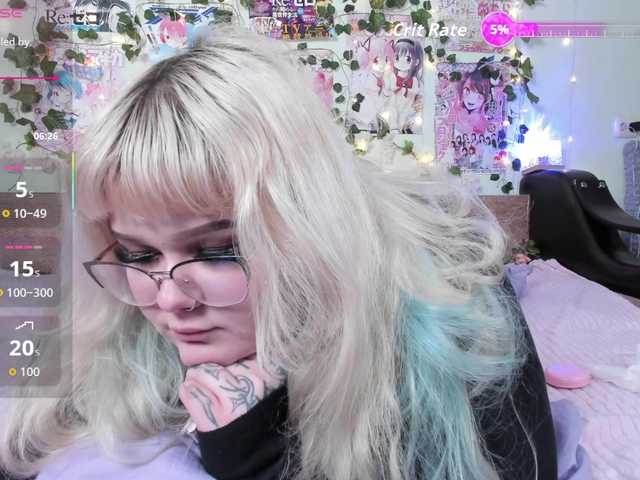 le modèle -CandyM1lky- est en webcam porno dans un show sur le site bongacams, il possède les tags suivants: White/Caucasian,Blonde,Shaved