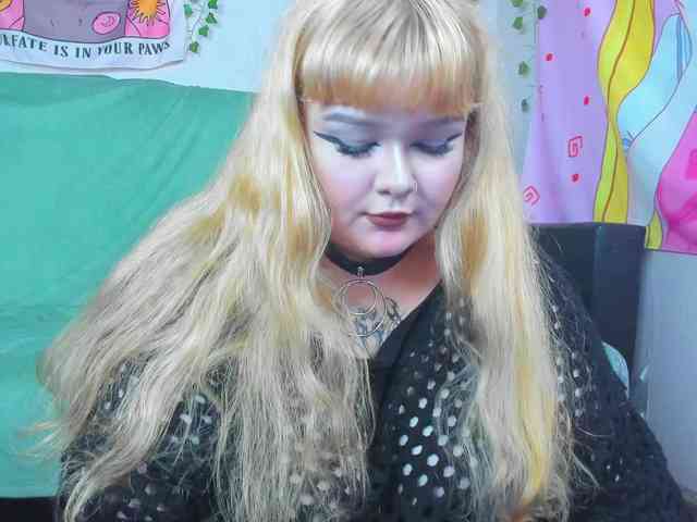 -CandyM1lky- webcam