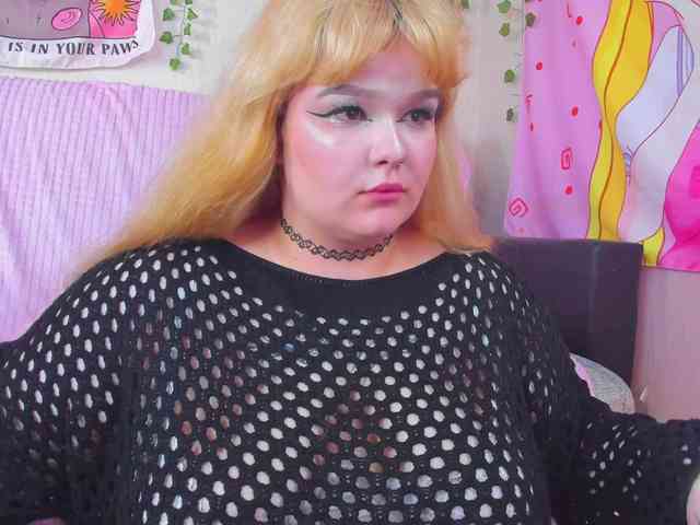 -CandyM1lky- webcam