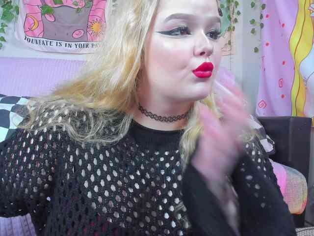 -CandyM1lky- webcam