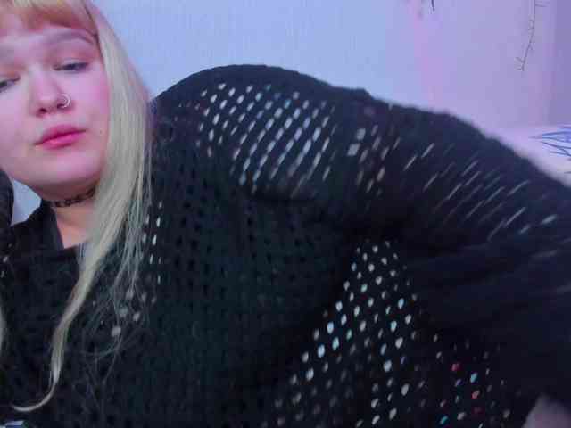 -CandyM1lky- webcam