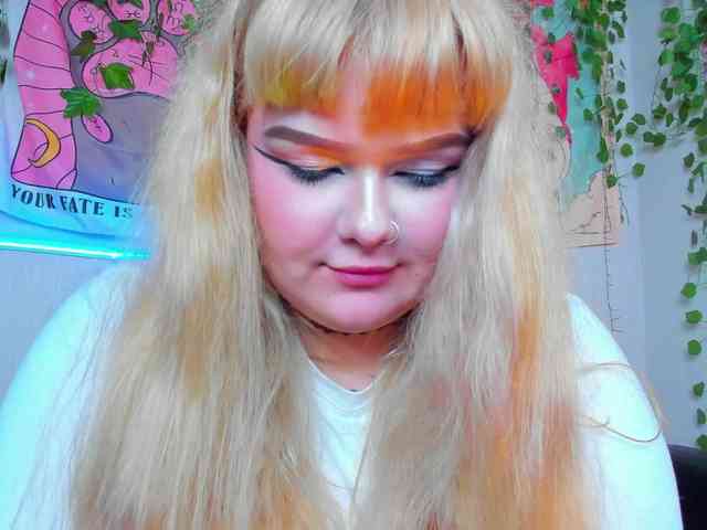-CandyM1lky- webcam