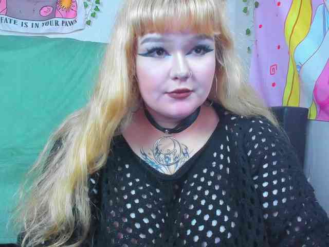 -CandyM1lky- webcam