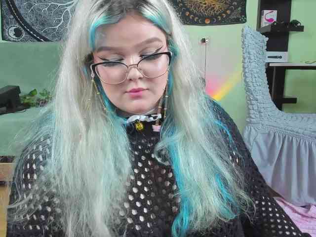 -CandyM1lky- webcam