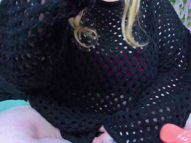 -CandyM1lky- webcam