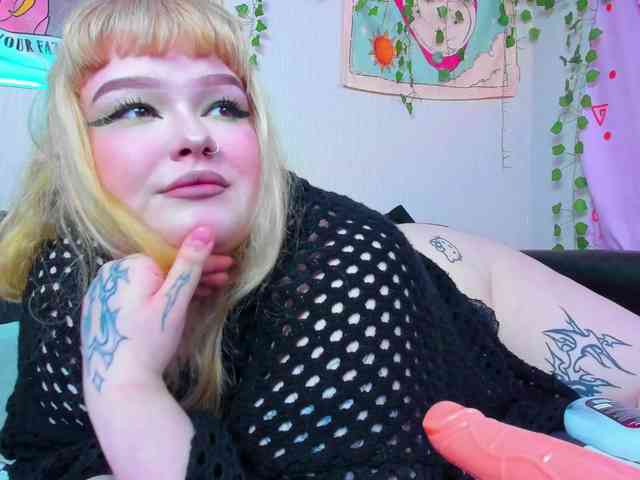 -CandyM1lky- webcam