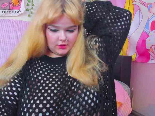 -CandyM1lky- webcam