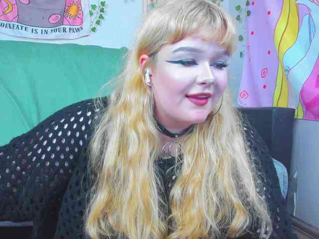 -CandyM1lky- webcam