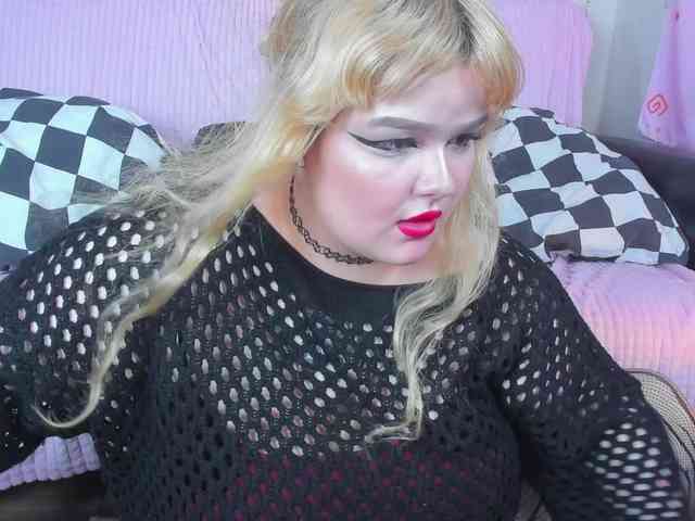 -CandyM1lky- webcam