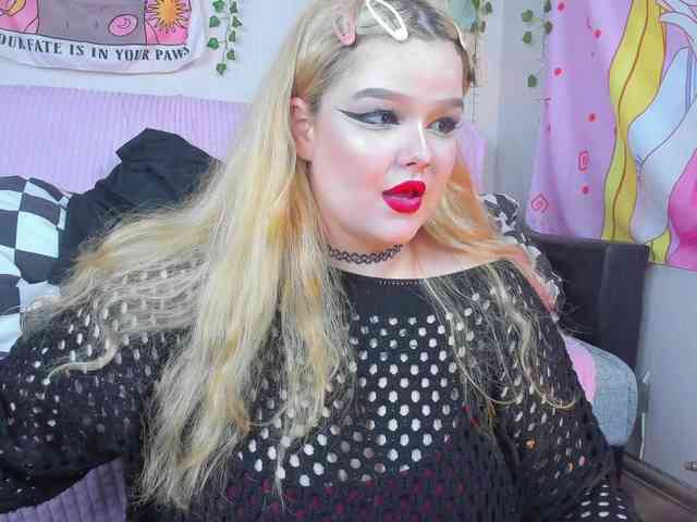 -CandyM1lky- webcam