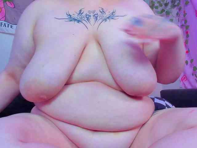 -CandyM1lky- webcam