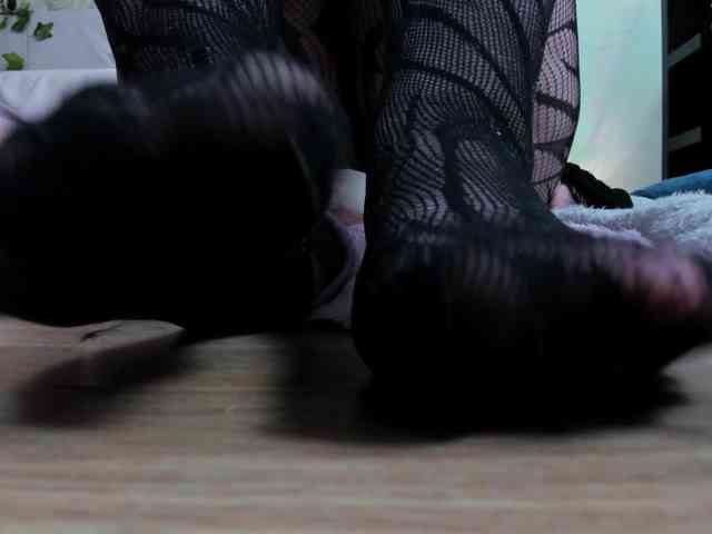 -CandyM1lky- -CandyM1lky-